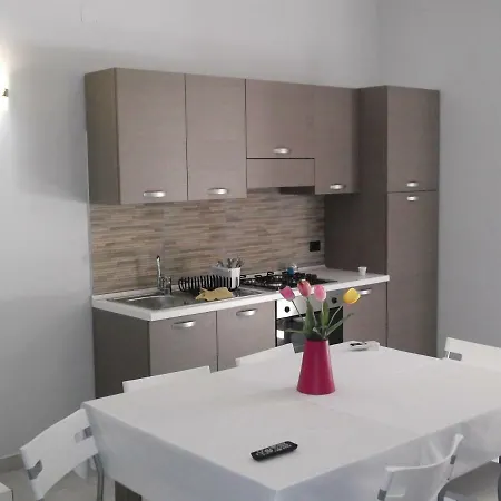Apartment Casa 100m Dalla Spiaggia Terrasini